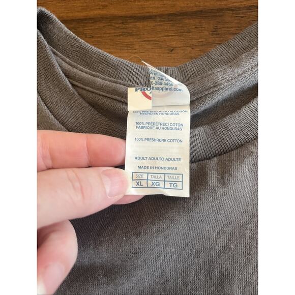 Jonas Brothers 2023 Tour Tshirt Gray Sx XL - Picture 7 of 8